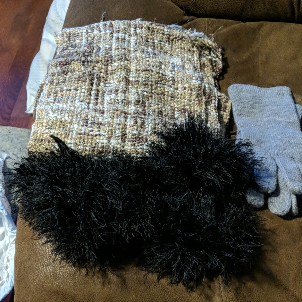 Two scarves and a pair of gloves